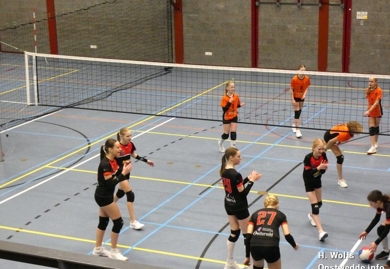 09-02-26 VCO '72 tegen V.S.V.'74. Vlagtwedde heeft gewonnen. Foto: H. Wolfs Onstwedde.info