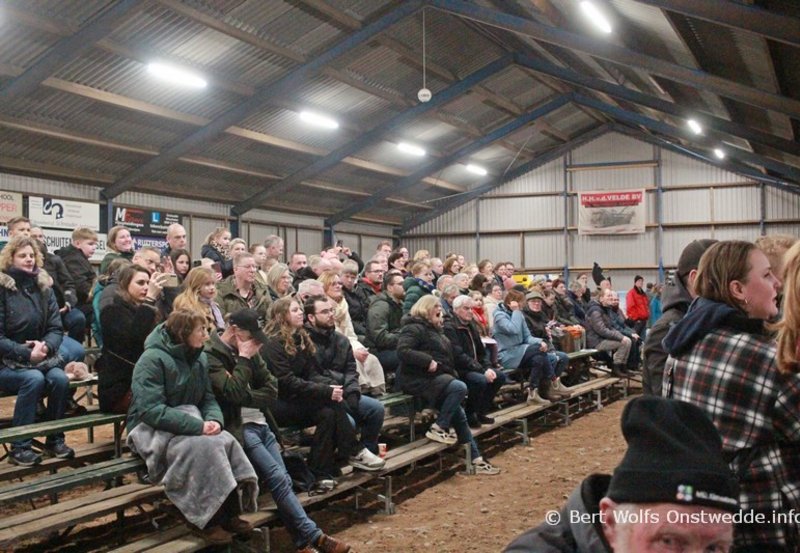 21-02-26 Veel belangstelling voor de Showavond Winter Wonderland in de manege. Foto: Bert Wolfs Onstwedde.info