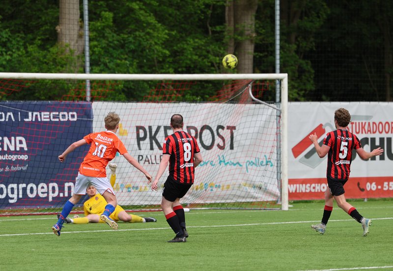 12-05-26 WVV - Onstwedder Boys, uitslag 3-6. Foto: Freeek Moorlag Onstwedde.info