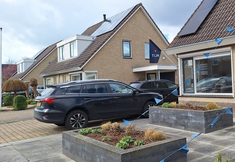 25-03-26 Een zoon geboren aan de Huisinghelaan 12. Foto: Onstwedde.info