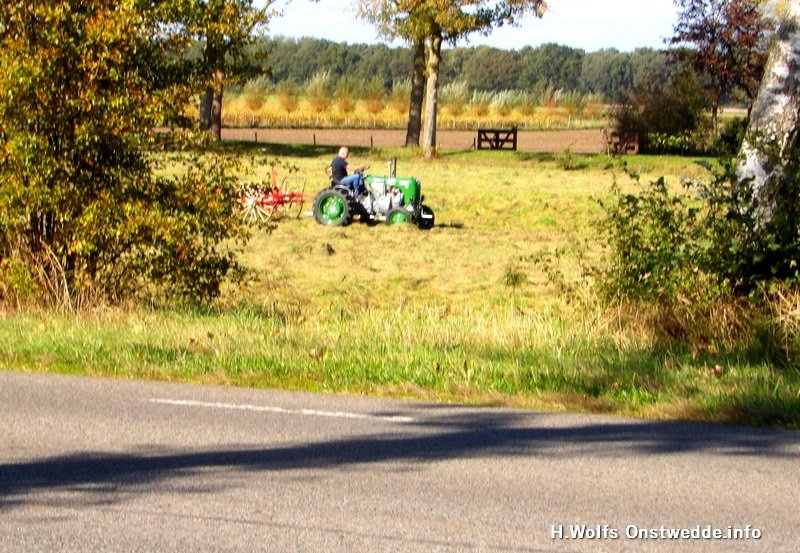 05-10-26 Hooiwerkzaamheden aan de Sluisweg. Foto: H. Wolfs Onstwedde.info
