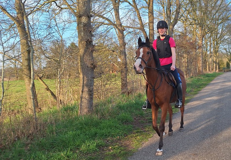19-03-26 Een rondje op paard door Ter Wupping. Foto: Anneke Orsel Onstwedde.info