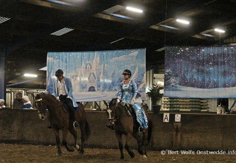 21-02-26 Showavond Winter Wonderland in de manege. Foto: Bert Wolfs Onstwedde.info