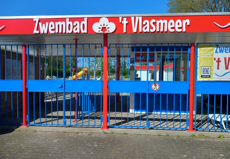 01-05-26 Vanaf 2 mei is het zwemseizoen weer geopend bij zwembad 't Vlasmeer. Foto: Onstwedde.info