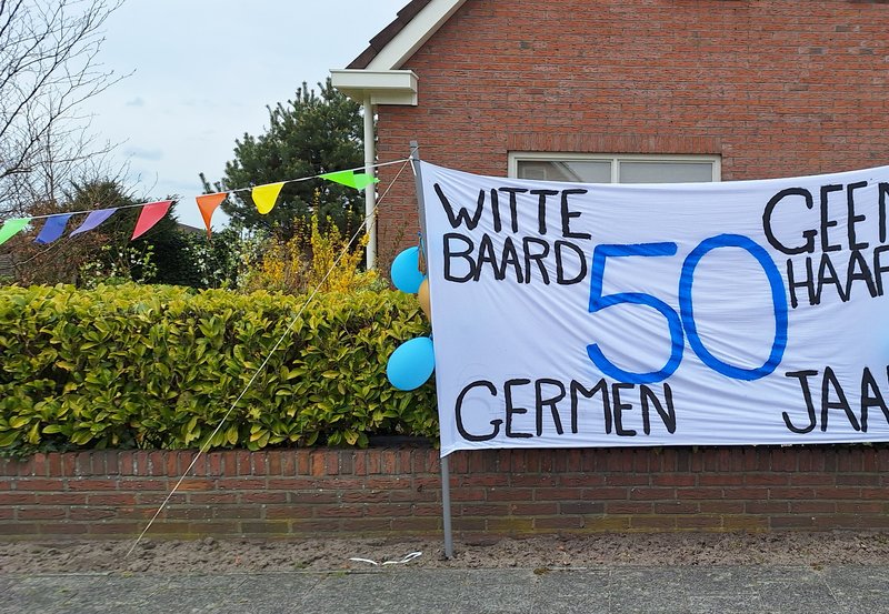 13-04-26 Een vijftigjarige aan de Luringstraat 46. Foto: Onstwedde.info