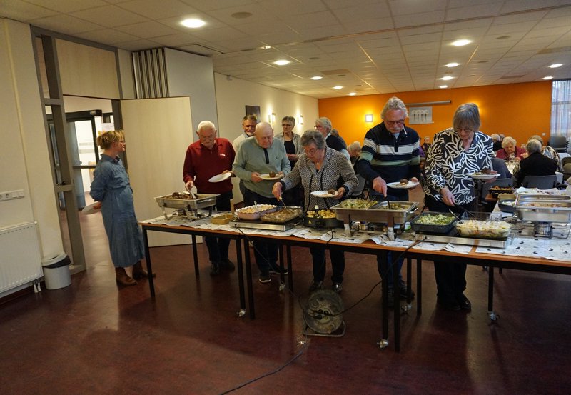 25-03-26 Gezamenlijke Paasdiner in De Bolster. Foto: Anneke Orsel Onstwedde.info