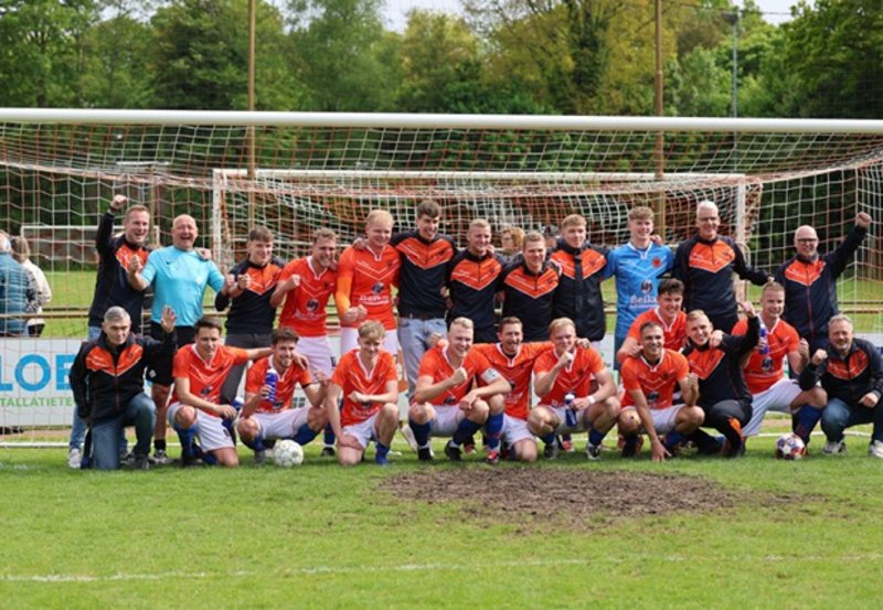 18-05-26 Onstwedder Boys heeft de nacompetitie bereikt. Foto: Freek Moorlag Onstwedde.info